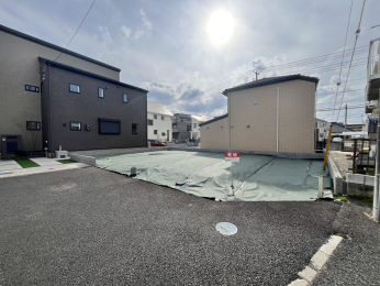 ���n�ʐ^�@2026�N2��
���z�����Ȃ����n
���D�݂̃n�E�X���[�J�[�Ō��ݏo���܂��B